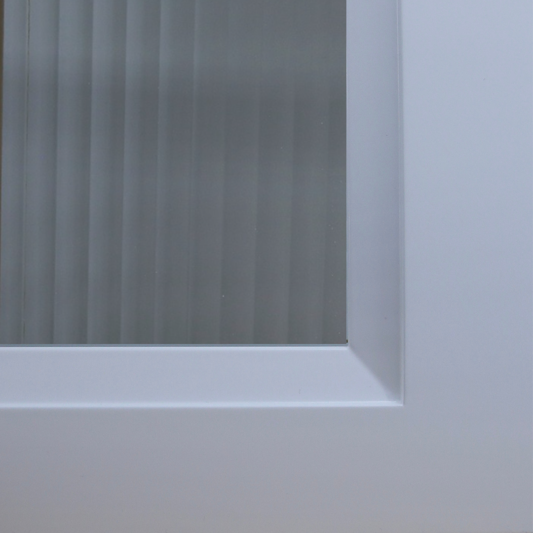 English Reeded Glass Door Insert for Oxford W1530GD close up